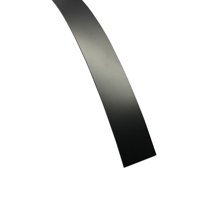 Schwarzes glattes Kantenband aus Laminat, 22 mm ohne Kleber